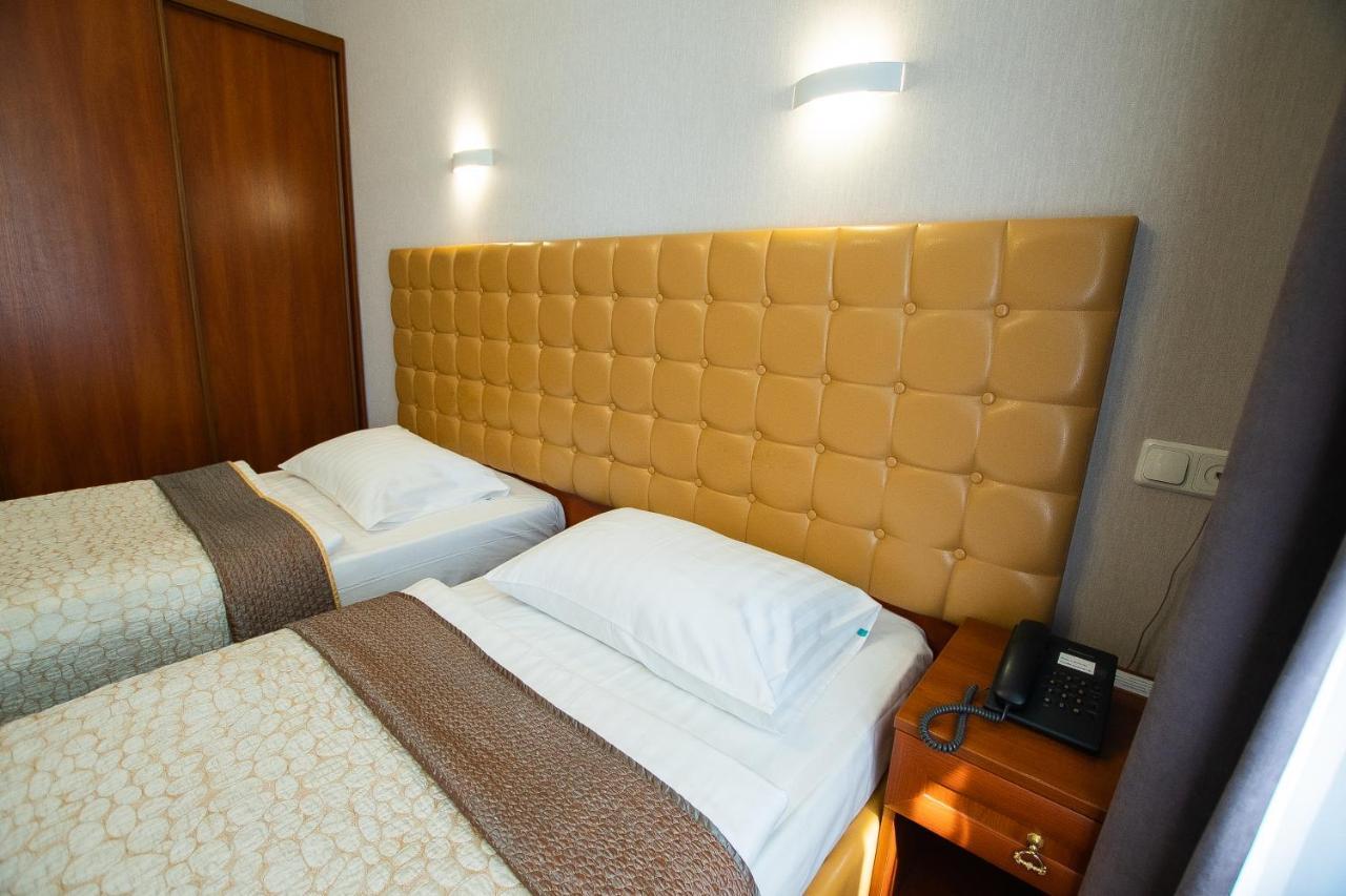 Grand Christer Hotel Kiev Exterior foto