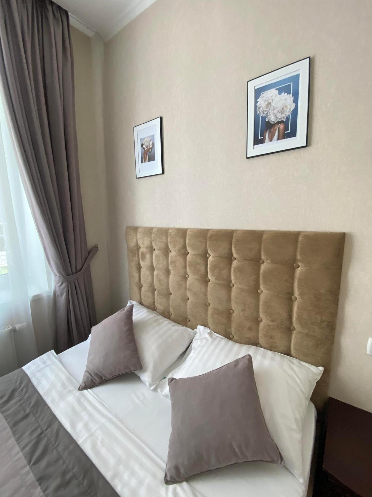 Grand Christer Hotel Kiev Exterior foto