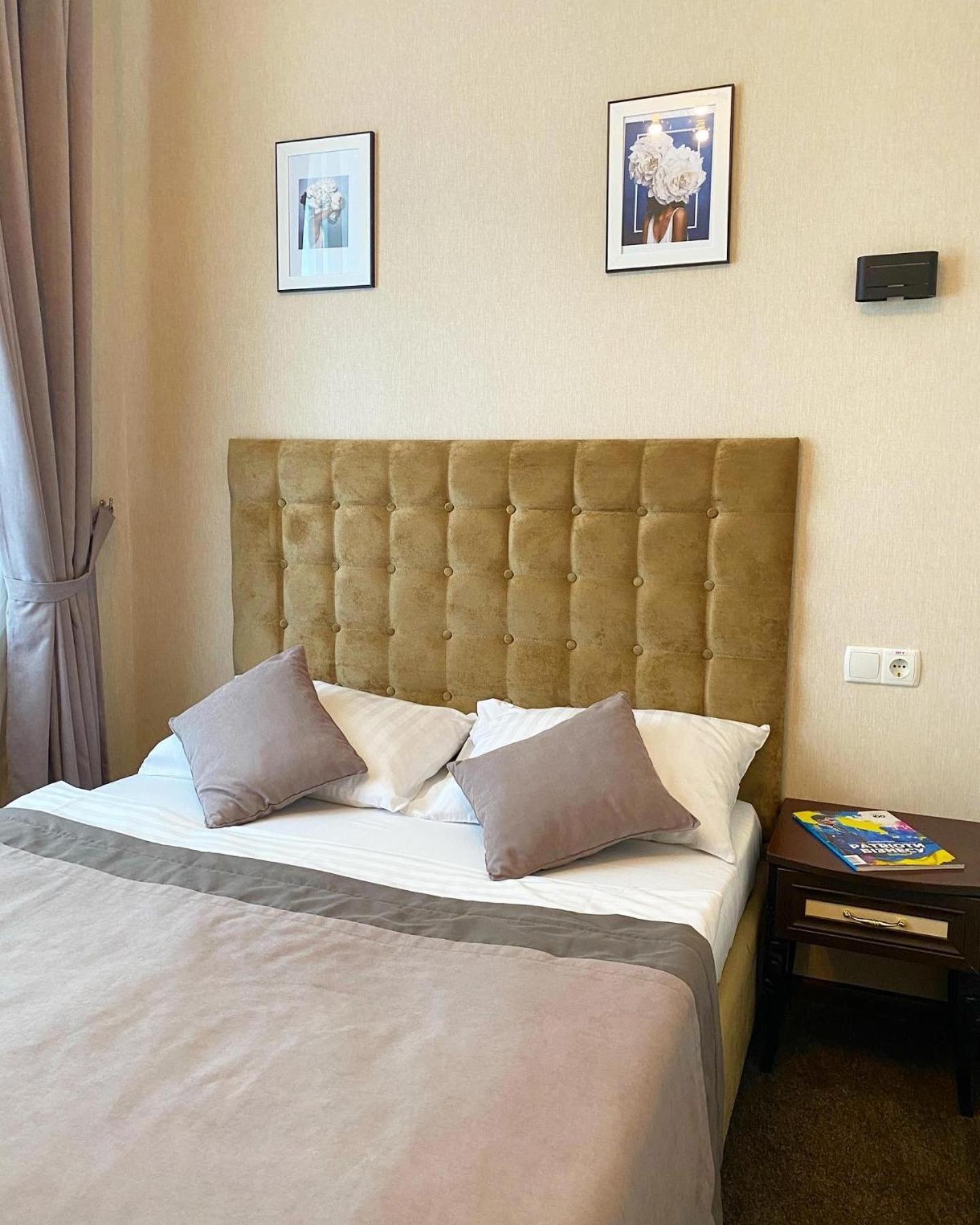Grand Christer Hotel Kiev Exterior foto