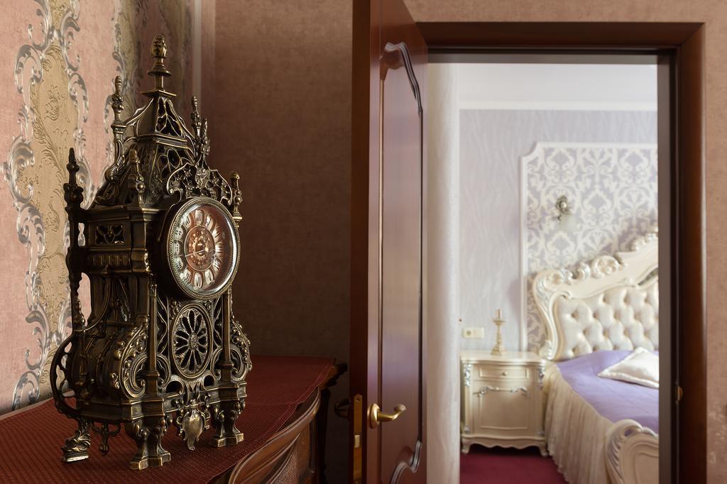 Grand Christer Hotel Kiev Exterior foto